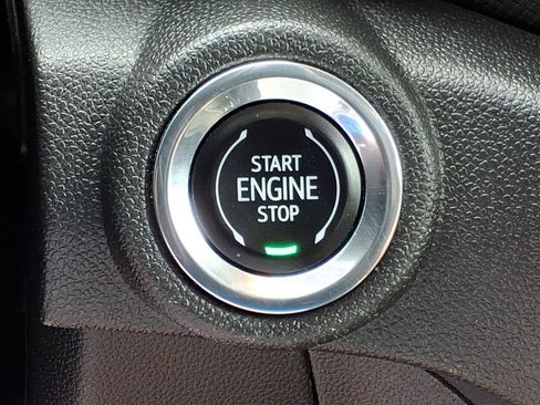 Used 2022 Chevrolet TrailBlazer LT AWD/4WD image 22