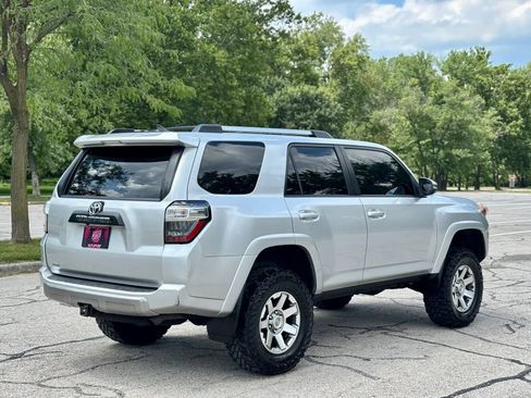 Used 2015 Toyota 4Runner Trail Premium AWD/4WD image 5