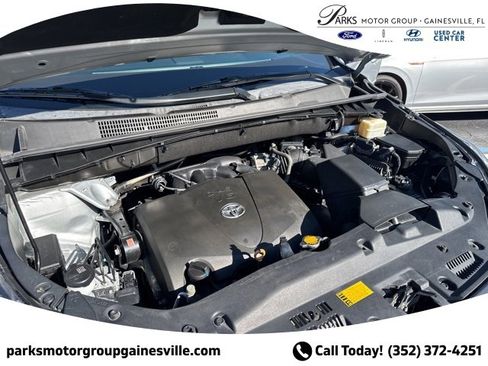 Used 2017 Toyota Highlander Limited image 14