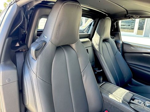 New 2026 MAZDA MX-5 Miata RF Grand Touring image 17