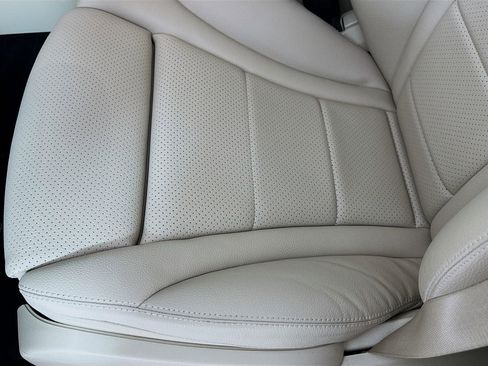 Used 2022 Mercedes-Benz GLC 300 image 19