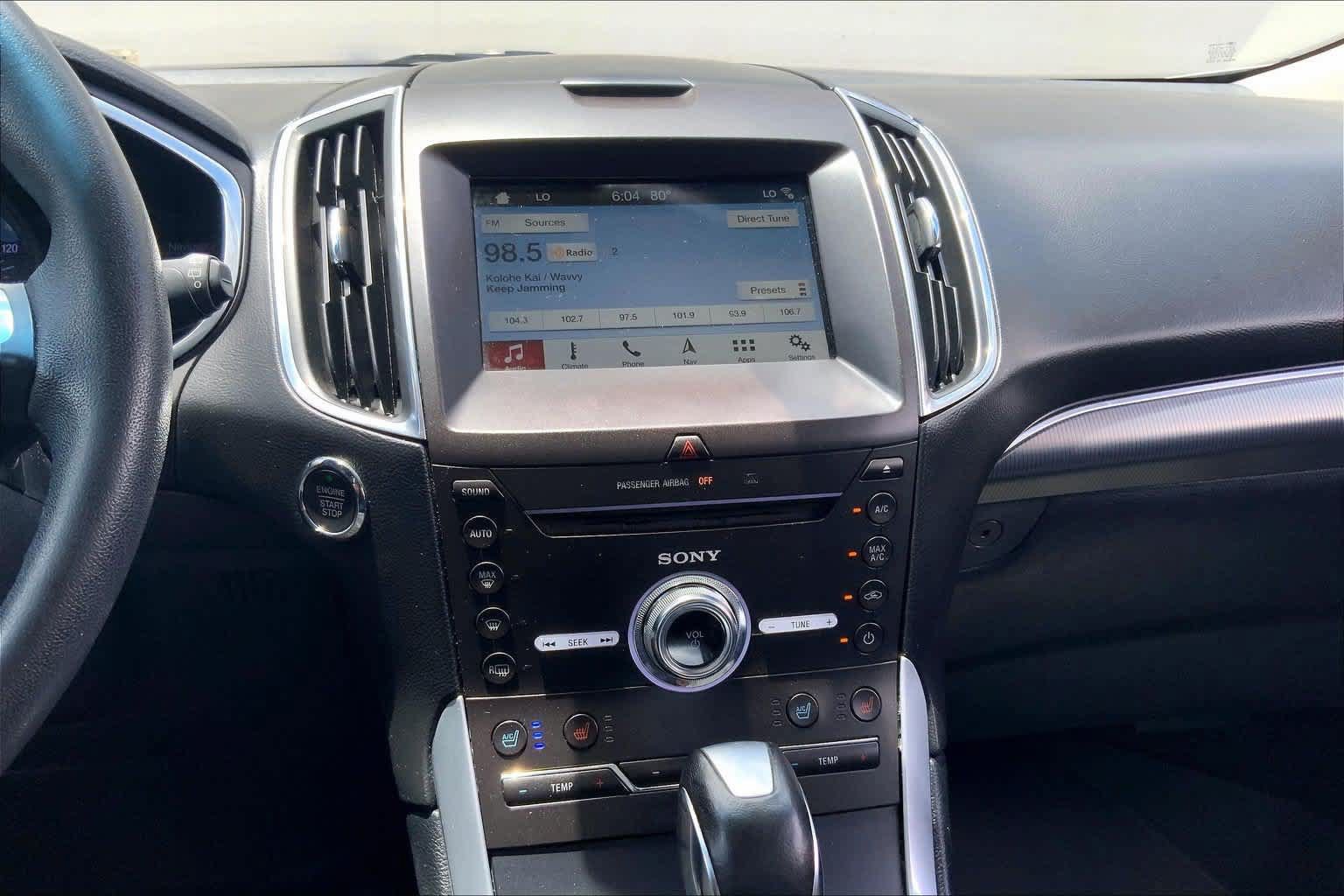 Used 2018 Ford Edge Titanium w/ Equipment Group 301A FWD image 34