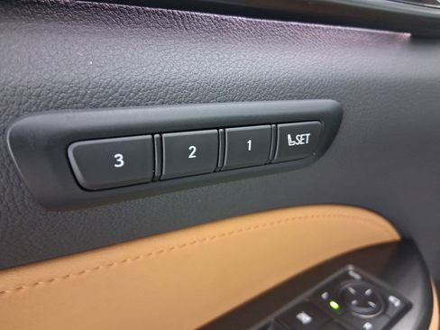 Certified 2025 Lexus NX 250 FWD w/ Premium Package image 17