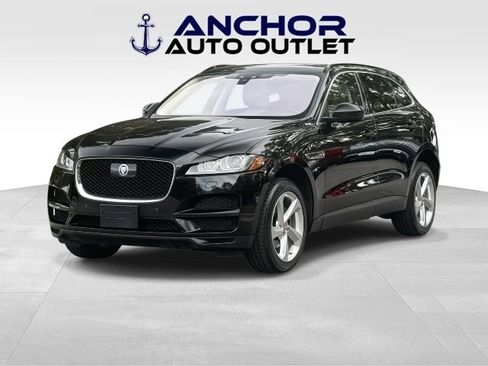 Used 2019 Jaguar F-PACE Premium image 4