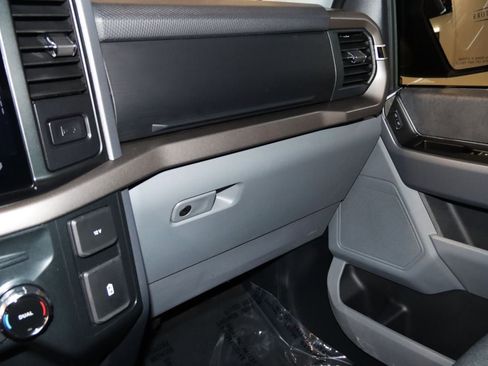 Used 2025 Ford F150 XLT w/ Equipment Group 301A Standard AWD/4WD image 54