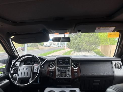Used 2013 Ford F350 Lariat w/ Lariat Ultimate Pkg AWD/4WD image 25