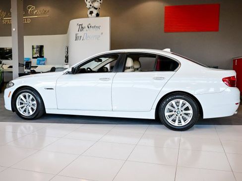 Used 2015 BMW 528i xDrive Sedan AWD/4WD image 8