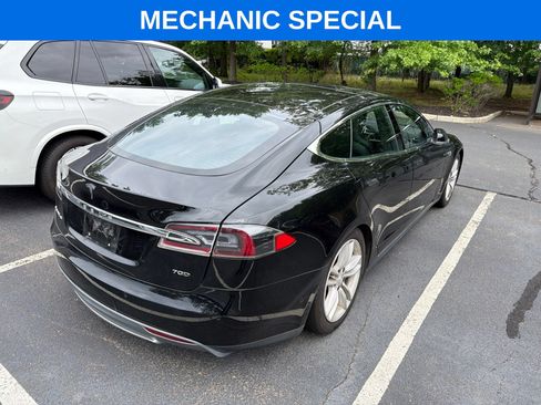 Used 2016 Tesla Model S 70D AWD/4WD image 2