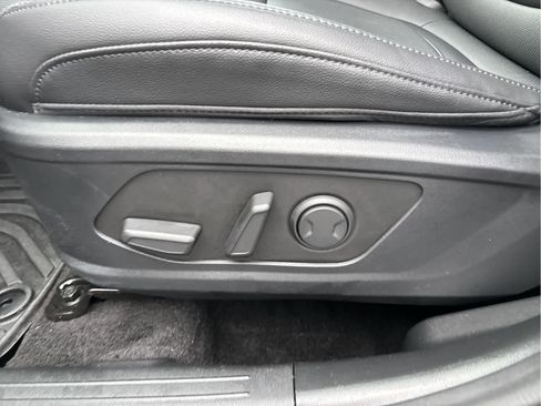 Used 2025 Hyundai Santa Cruz SEL image 9