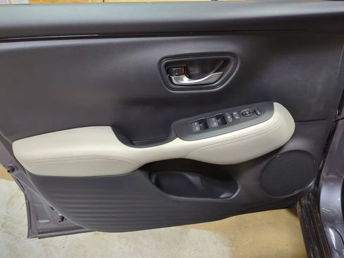 New 2026 Honda HR-V LX image 11