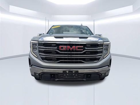 Used 2023 GMC Sierra 1500 SLT w/ SLT Premium Package AWD/4WD image 9