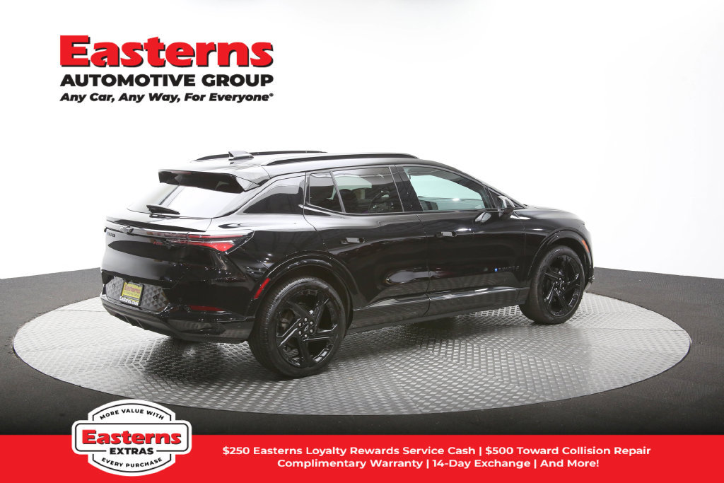 Used 2024 Chevrolet Equinox EV RS FWD image 41