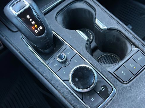 Used 2019 Cadillac XT4 Sport w/ Driver Awareness Package image 23