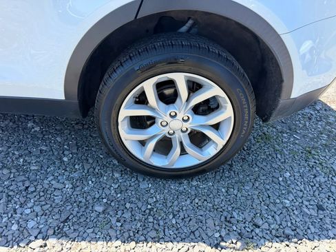 Used 2018 Land Rover Discovery Sport HSE AWD/4WD image 9