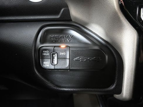 Used 2023 RAM 2500 Laramie AWD/4WD image 32
