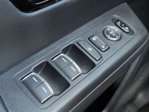 Used 2024 Honda CR-V EX-L image 29