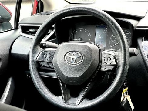 Used 2023 Toyota Corolla LE FWD image 29