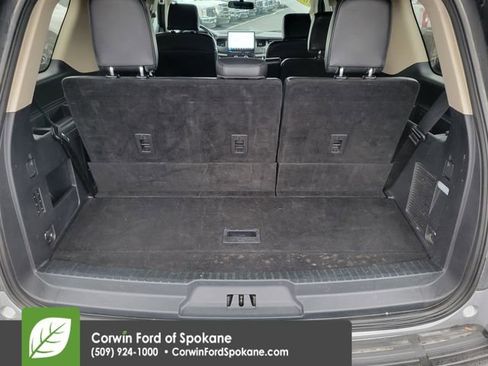 Used 2024 Ford Expedition XLT image 23
