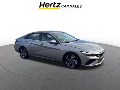 Used 2025 Hyundai Elantra Limited