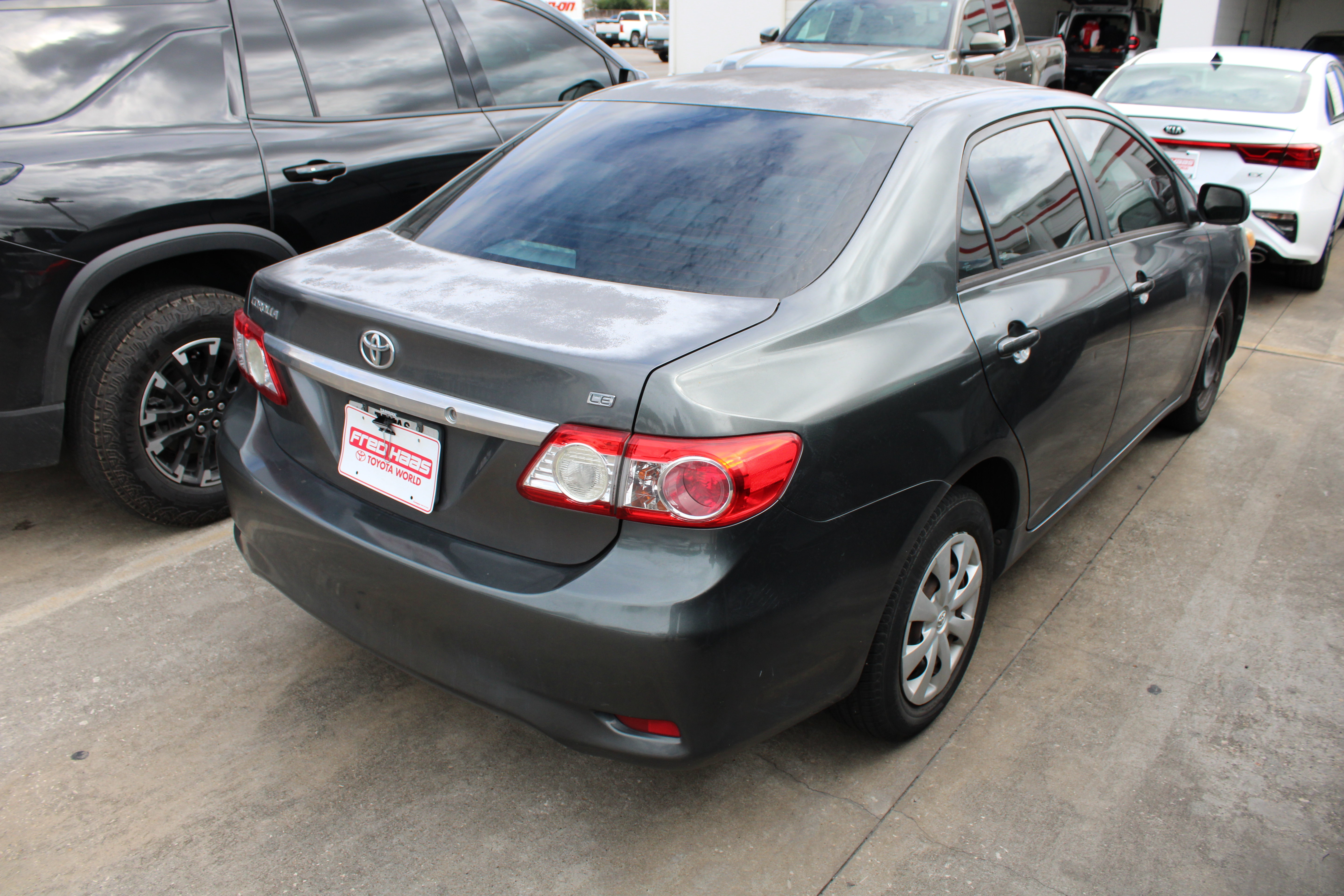 Used 2011 Toyota Corolla LE FWD image 9