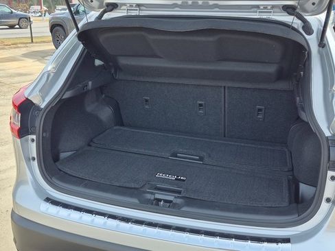 Used 2022 Nissan Rogue Sport SL image 4