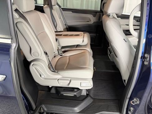Used 2019 Honda Odyssey EX-L image 8