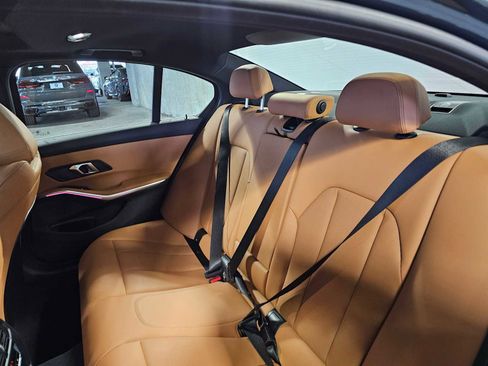 Used 2025 BMW 330i xDrive Sedan w/ M Sport Package image 35