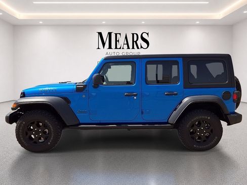 Used 2023 Jeep Wrangler Unlimited w/ 8.4" Radio Group AWD/4WD image 2