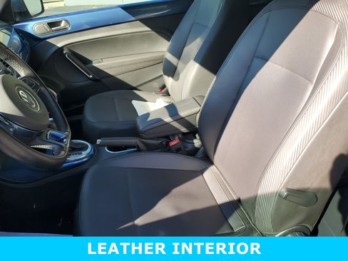 Used 2019 Volkswagen Beetle 2.0T S image 22
