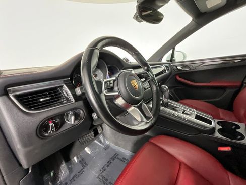Used 2017 Porsche Macan S AWD/4WD image 15
