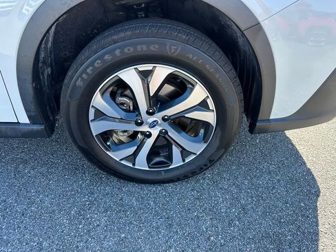 Used 2022 Subaru Outback Limited image 4