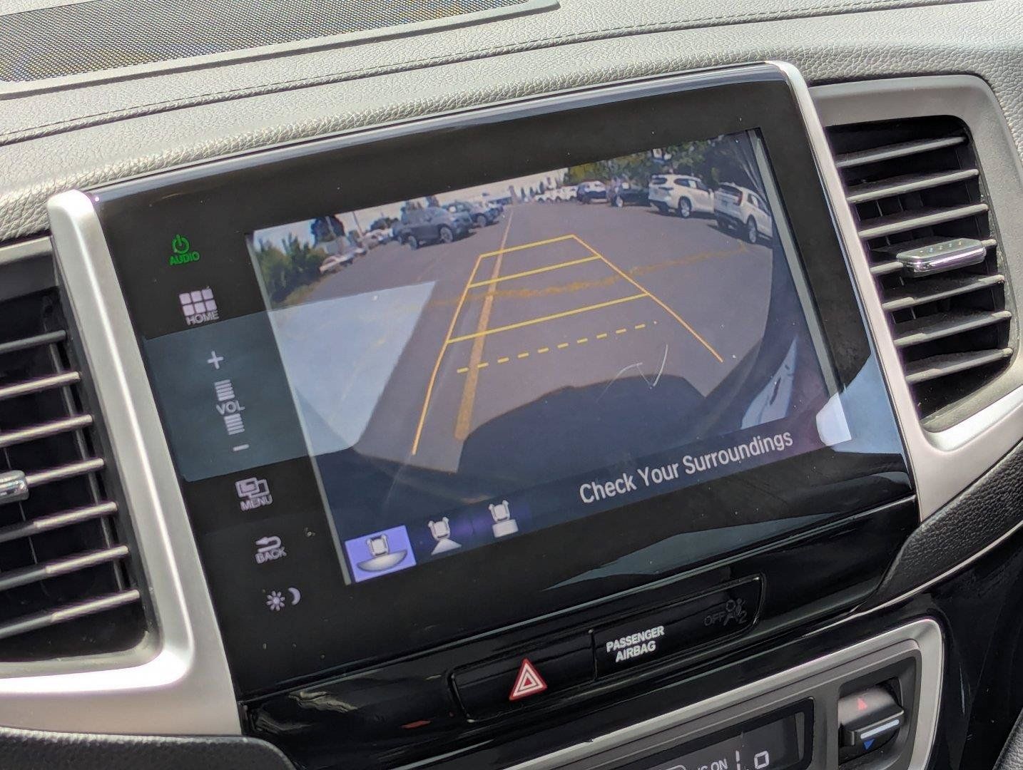 Used 2016 Honda Pilot Touring image 19