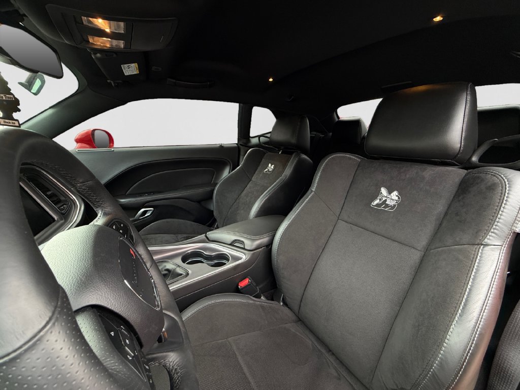 Used 2018 Dodge Challenger R/T Scat Pack RWD image 11