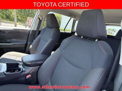Certified 2023 Toyota RAV4 LE AWD/4WD image 14