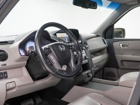 Used 2012 Honda Pilot Touring image 4