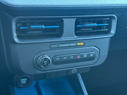 New 2025 Ford Maverick XLT w/ 4K Tow Package AWD/4WD image 21