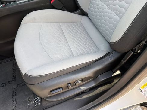 Used 2021 Chevrolet Equinox LT FWD image 20