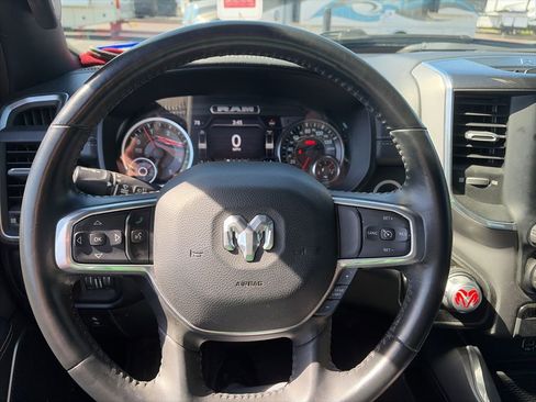 Used 2022 RAM 1500 Laramie w/ Sport Appearance Package image 13