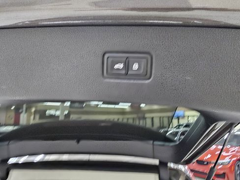 Used 2018 Audi Q7 3.0T Prestige image 15