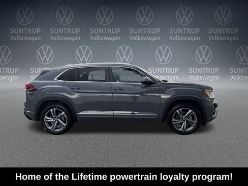 Used 2024 Volkswagen Atlas Cross Sport SEL R-Line AWD/4WD image 6