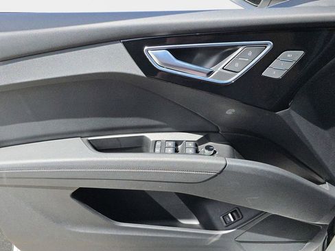 Certified 2023 Audi Q4 e-tron Premium Plus w/ Premium Plus RWD image 18
