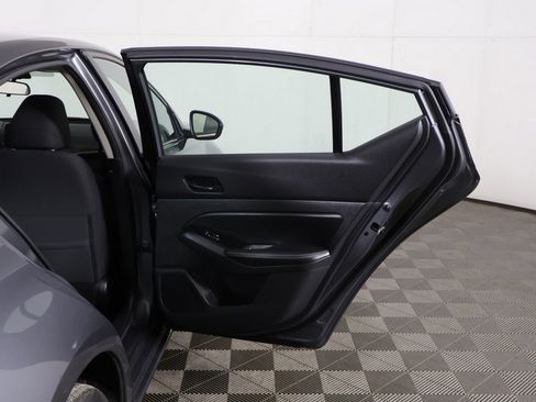 Used 2023 Nissan Altima 2.5 SV image 18