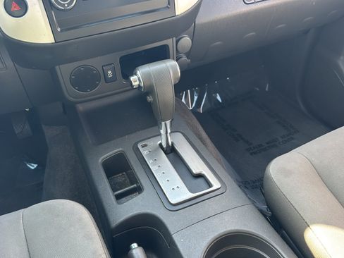 Used 2012 Nissan Xterra S RWD image 23