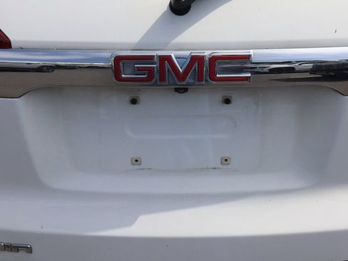 Used 2019 GMC Acadia SLT AWD/4WD image 34