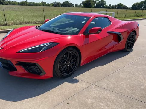 Used 2024 Chevrolet Corvette Stingray Preferred Conv w/ 2LT RWD image 5