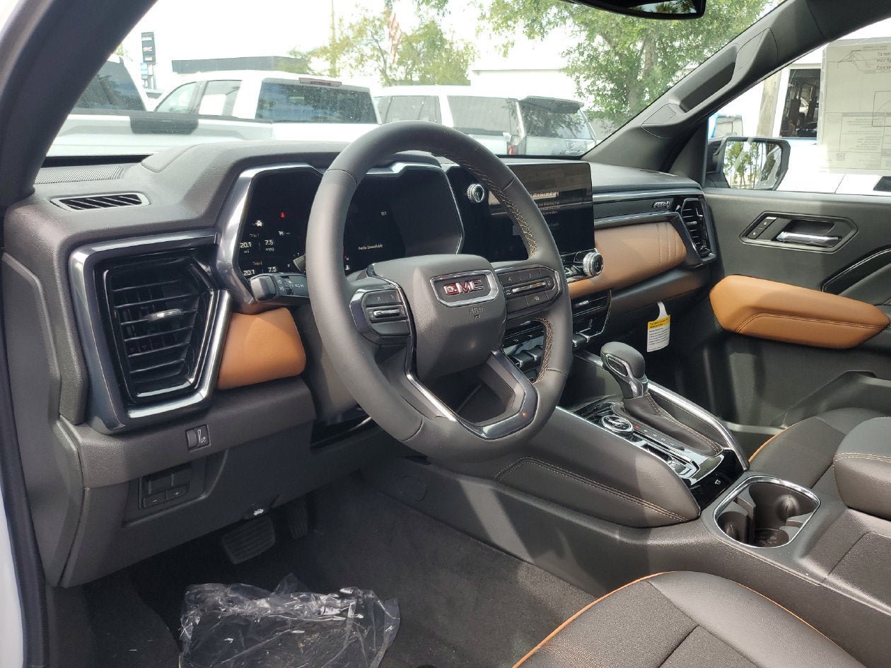 New 2026 GMC Canyon AT4 AWD/4WD image 20