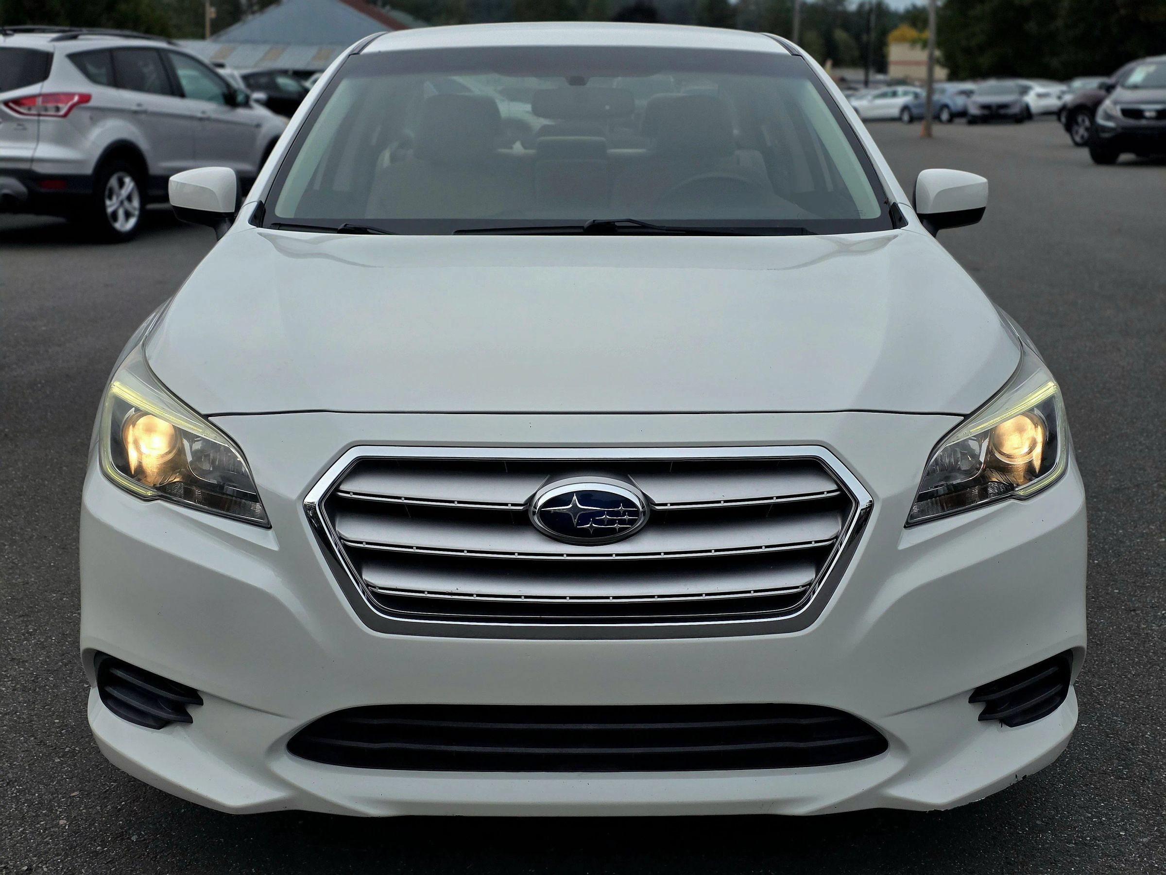 Used 2016 Subaru Legacy 2.5i Premium w/ Popular Package #2 AWD/4WD image 3