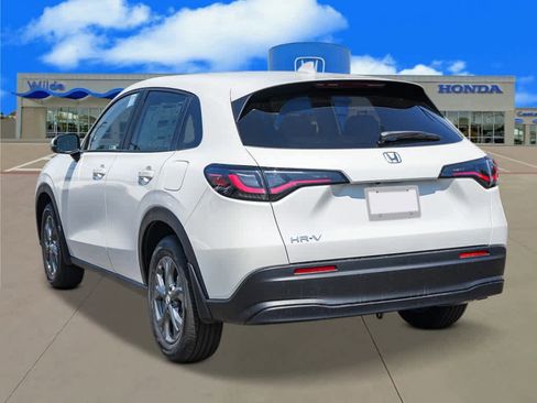 New 2026 Honda HR-V LX image 2