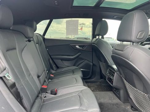 Used 2022 Audi Q8 Premium Plus AWD/4WD image 14