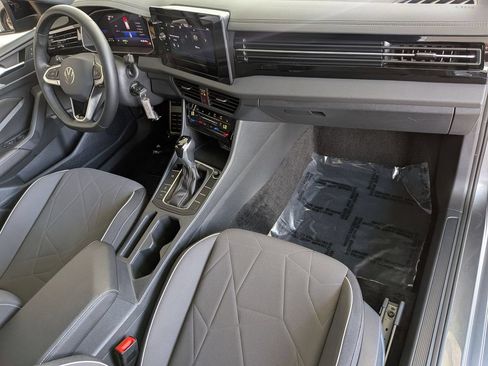 Used 2025 Volkswagen Jetta Sport FWD image 31